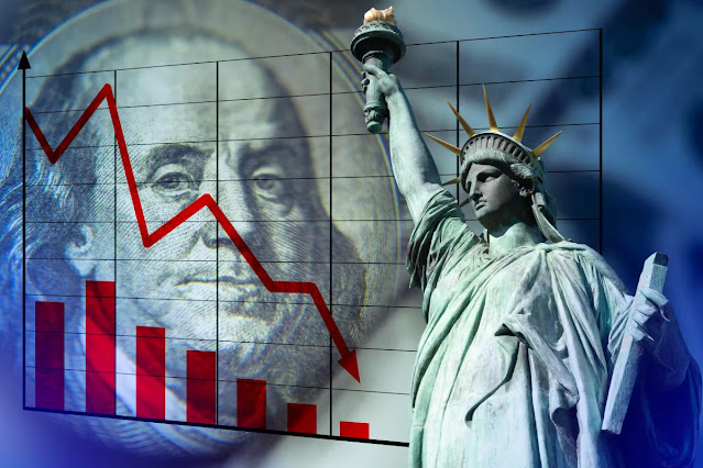 La economía de Estados Unidos cayó por segundo trimestre consecutivo y el PIB disminuyó 0.9%